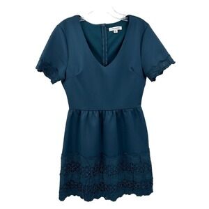 Francesca's Fit And Flare Scuba Dress Size M Lace Trim Hunter Green Zip Up Mini